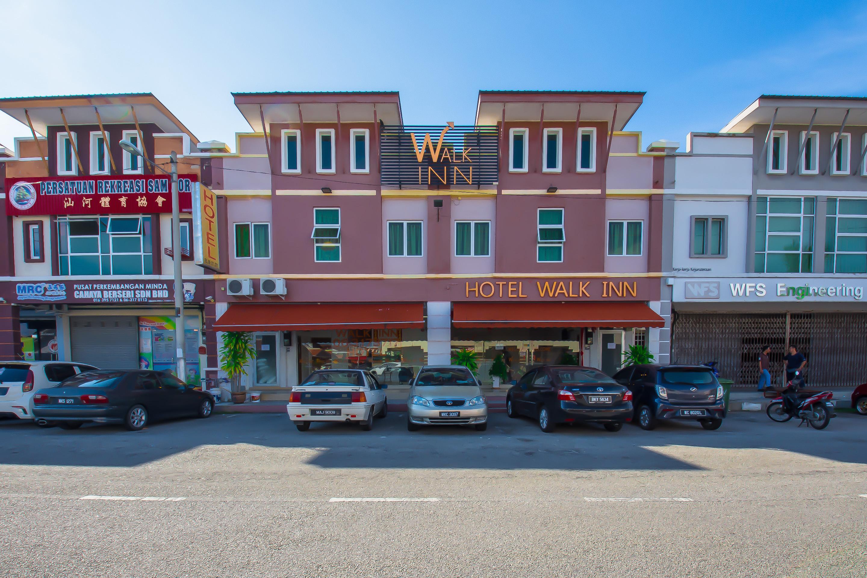 Kampong Pasir Puteh  Oyo 582 Hotel Walk Inn מראה חיצוני תמונה